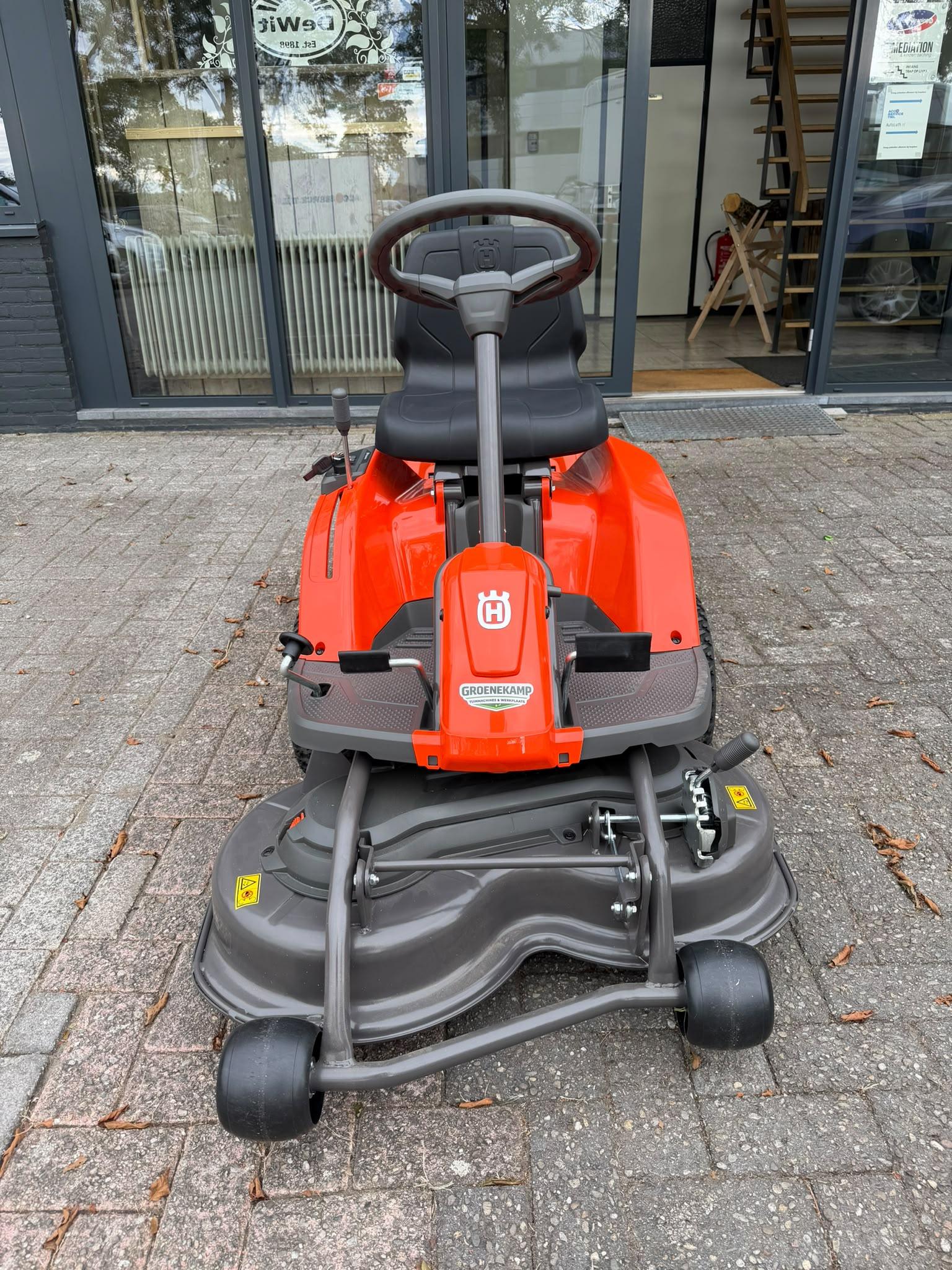 Husqvarna Rider R 112iC