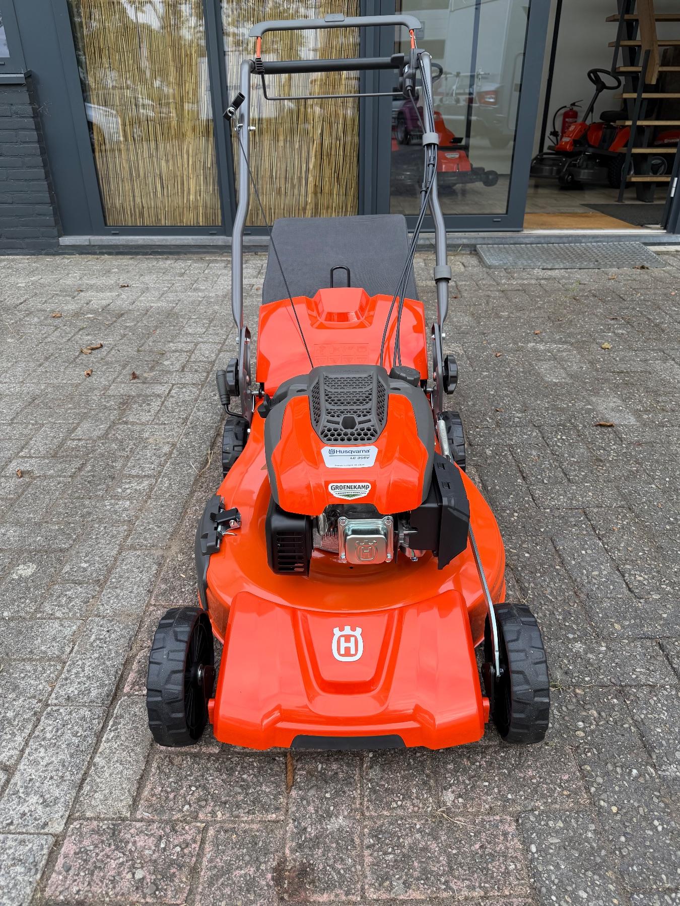 Husqvarna Loopmaaier LC 356v